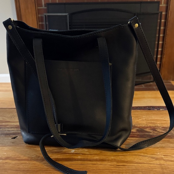 Portland Leather Handbags - Portland Leather Black Tote Bag like new
